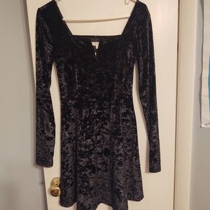 Long Sleeve Black Velvet Mini Dress